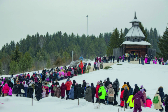 Масленичные гулянья в архитектурно-этнографическом музее "Хохловка"
